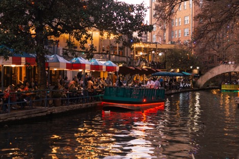 restaurants on the san antonio river walk